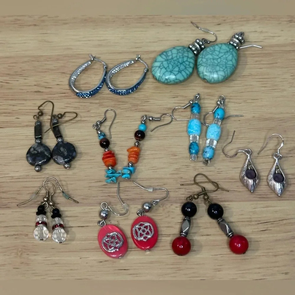 Lot of 9 dangle earrings various‎ styles and colors